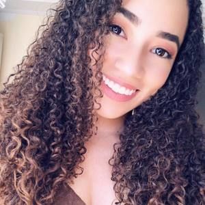 Meet your Posher, Brianna